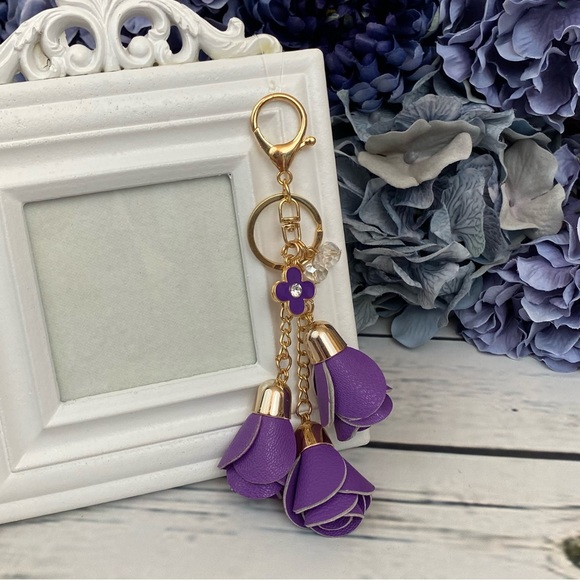 Purple Triple Rose Charm with Beads Keychain - Picture 3 of 14